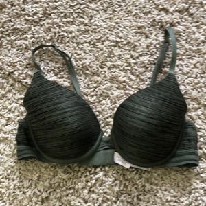 Victoria’s Secret uplift semi Demi bra